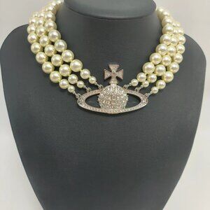 Vivienne Westwood Triple-Layer Pearl Necklace with Silver Saturn Pendant